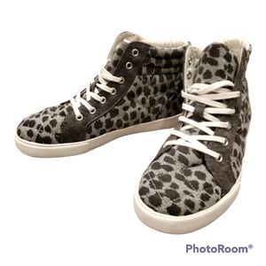 Old Navy Grey Leapard High Tops